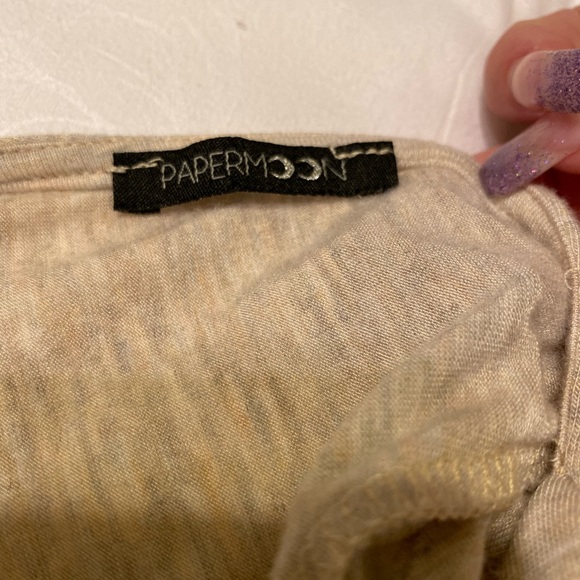 Beige top - Picture 3 of 4